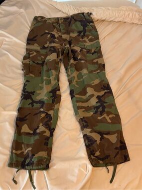 Vintage Army Military Camo Cargo Pants Waist size 31-35